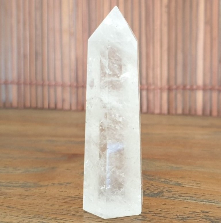 Grande Pointe Obélisque en Cristal de Roche - Objets en pierres