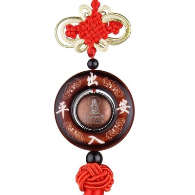 Suspension rouge Guan Yin sur Lotus