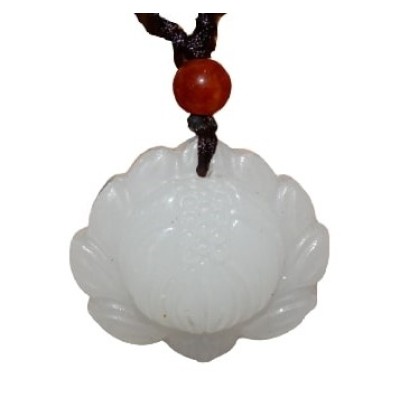 Collier Pendentif Fleur de Lotus en Jade blanc