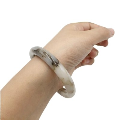 Bracelet Jonc en Jade Hiétan 61mm